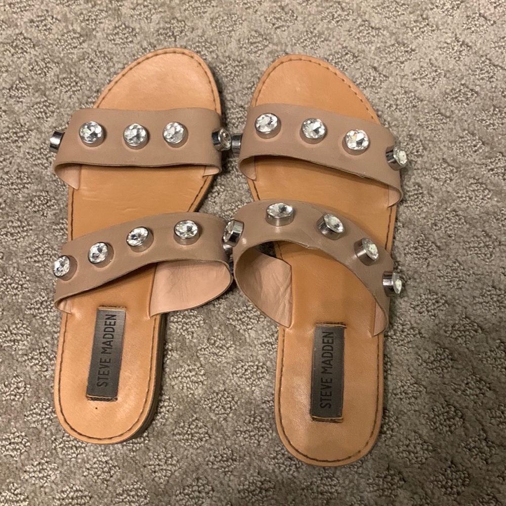 • Steve Madden • sandals